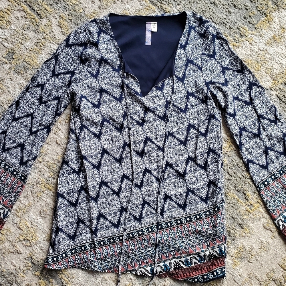 Alga Tie Front Tunic Blouse - Picture 7 of 7